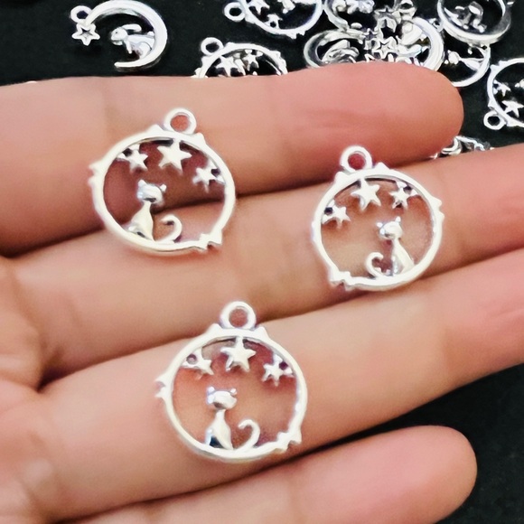 Lot of Metal Silver Color Charms for Jewelry Making - Picture 4 of 13